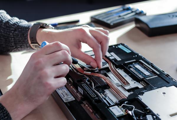 安装内存条 安装内存条