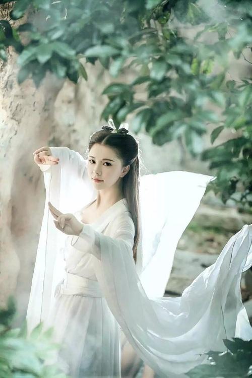 虎牙直播dota小对虾美女图赏_dota小对虾