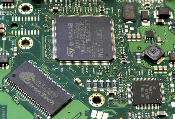 CPU温度过高的影响