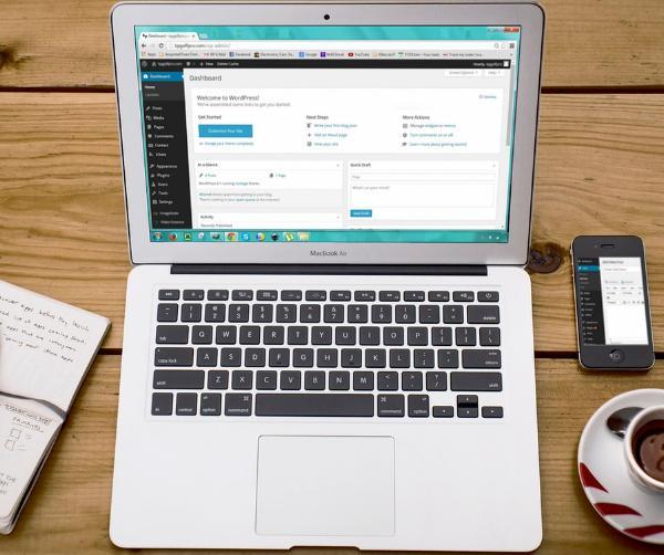 检查键盘排线与硬件损坏 检查键盘排线与硬件损坏