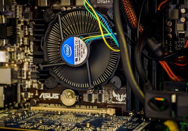 CPU故障或散热问题 CPU故障或散热问题